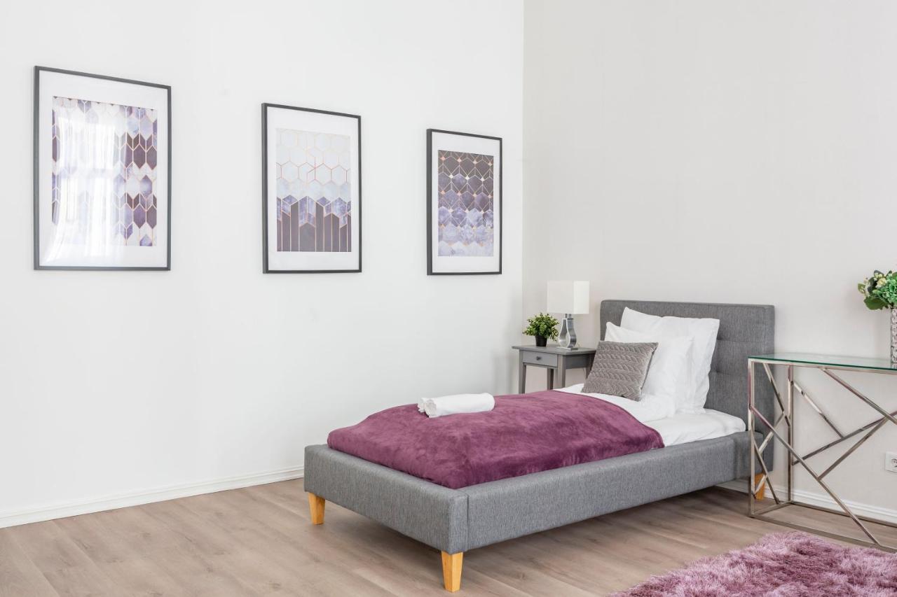 Exclusive Downtown Apartment In The Heart Of Budapest Eksteriør billede