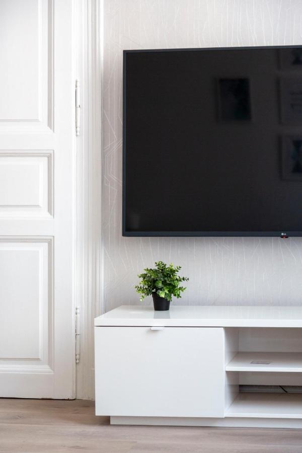 Exclusive Downtown Apartment In The Heart Of Budapest Eksteriør billede